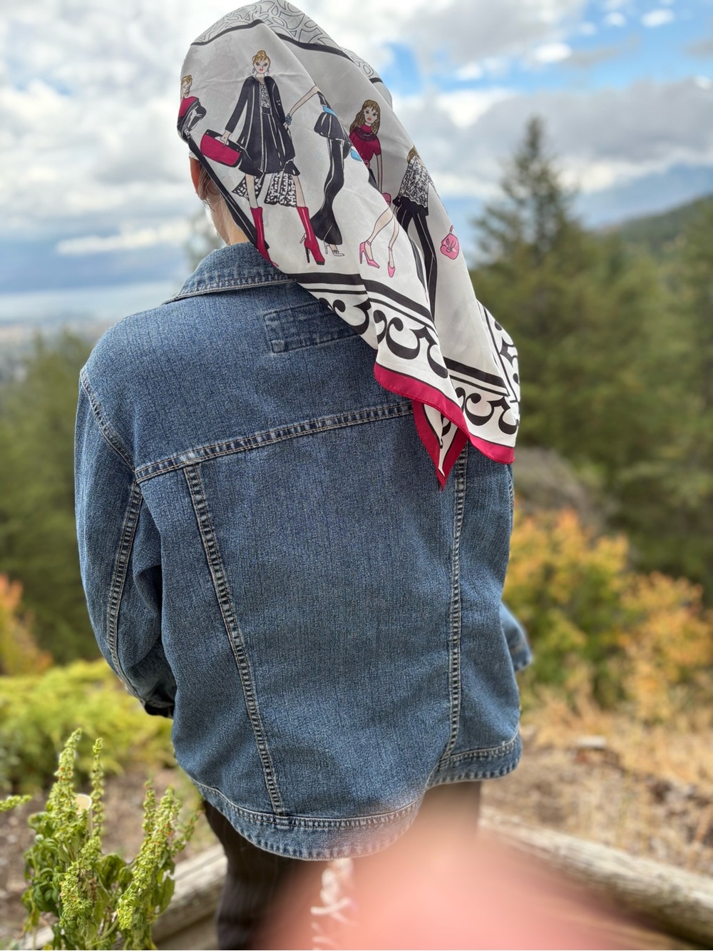 Beautiful Silk Feel Scarf Jockey Person To Person